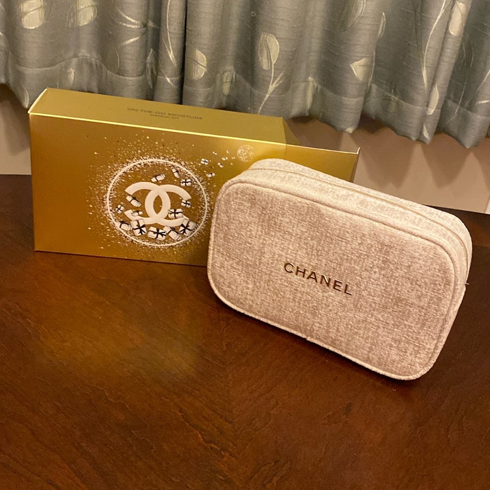 Chanel Elegant Cosmetic Pouch